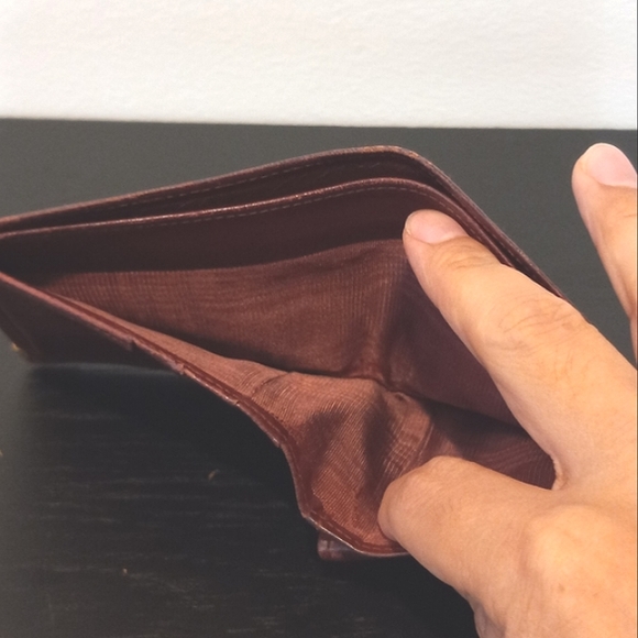 Sold!!!Cartier wallet - Picture 11 of 14